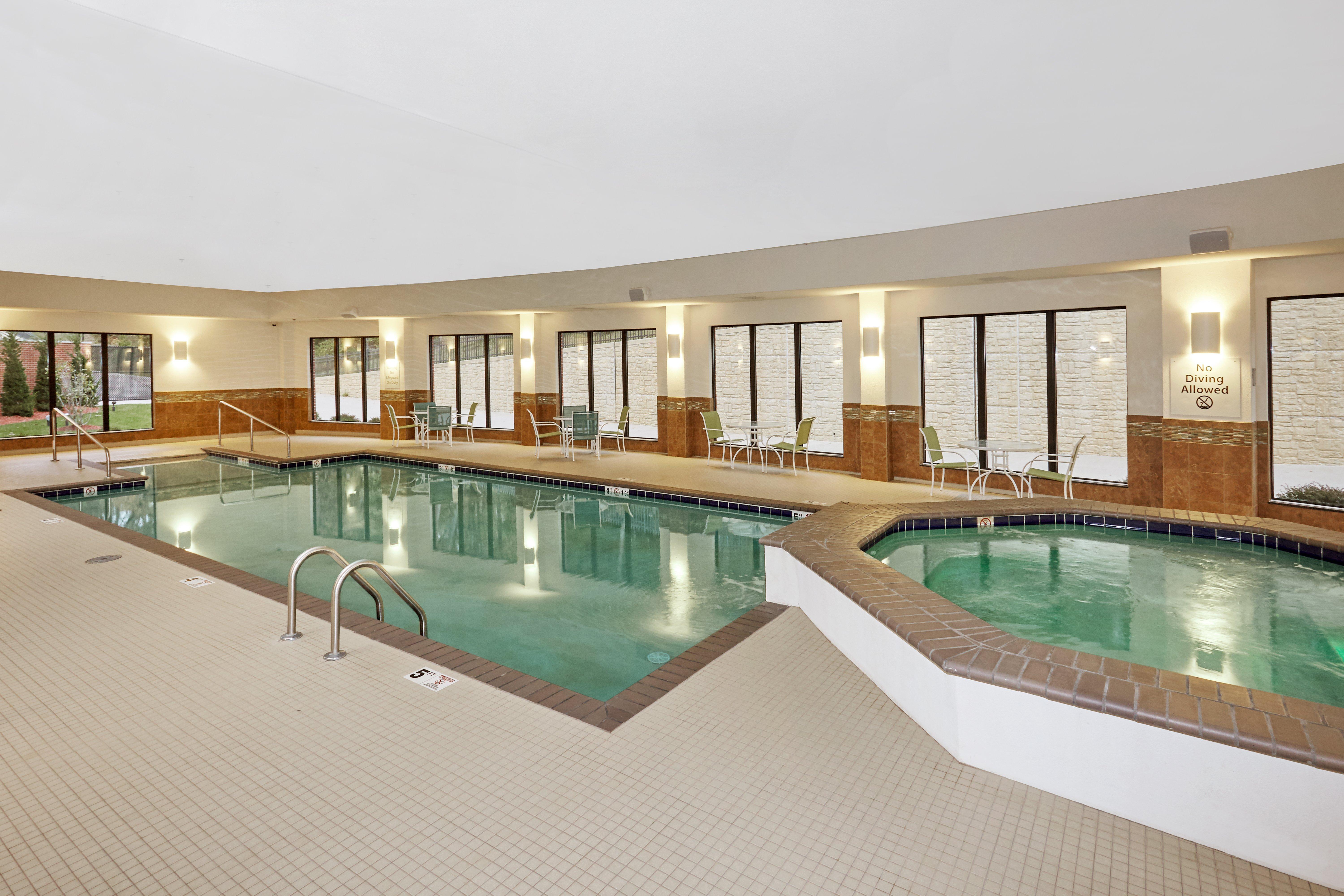 Holiday Inn Express And Suites Columbia University Area By Ihg Eksteriør bilde